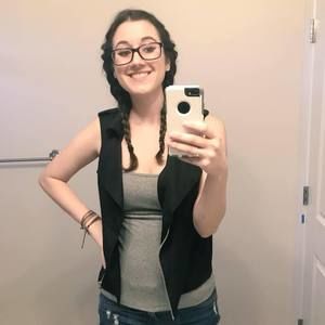 Meet your Posher, Amberle